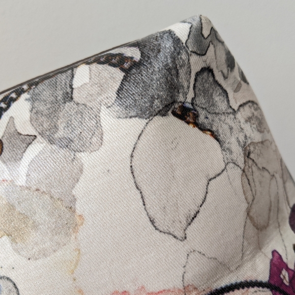 Jimmy Choo Tote Bag - Picture 13 of 15